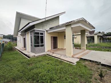 Bungalow House For Rent in Teluk Intan,PRK