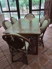 6 seater Dining Table & Chairs. 