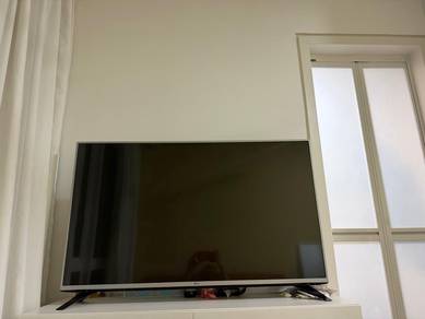 LG 43 inch" tv for sell