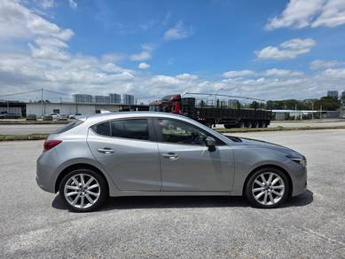 2017 Mazda 3 HATCHBACK SKYACTIV (CKD)