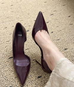 MNG Red Pointed High Heels