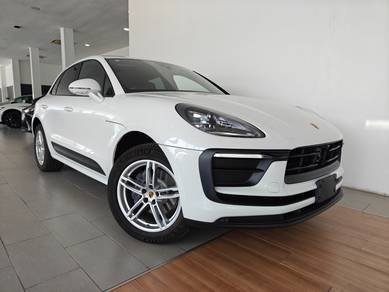 Porsche Macan  in Chan Sow Lin, KUL