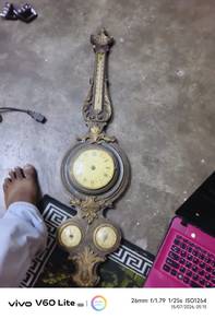barang antik jam