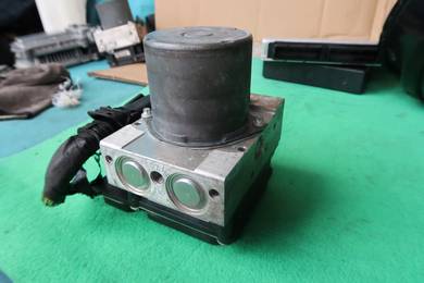 Mercedes w212 abs pump