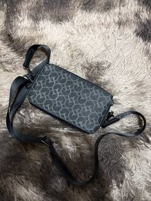 Sling bag jovi
