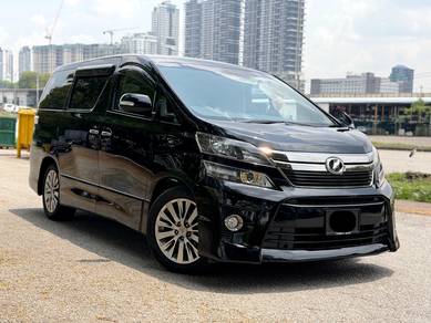 Toyota Vellfire Z in Sungai Besi, KUL