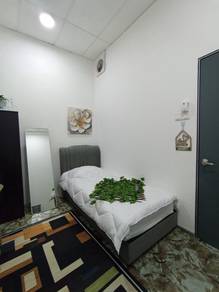 Room in Desa Pandan, KUL