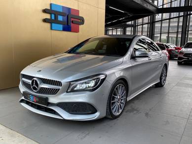 Mercedes Benz CLA200 200 (CBU) in Salak Selatan, KUL