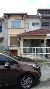 Room in Seri Kembangan, SGR