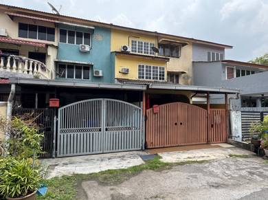 2.5-storey Terraced House For Sale in Shah Alam,SGR