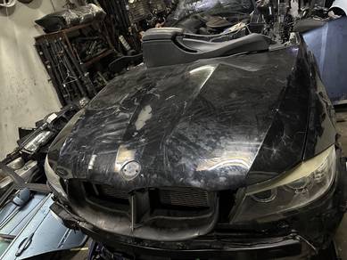 Bmw E90 LCI Front Bonet Original