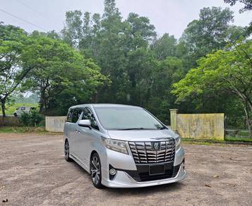 Toyota Alphard in Johor Bahru, JHR