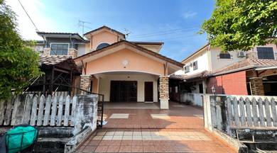 Semi-Detached House For Sale in Seri Manjong,PRK