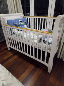 solid wood crib