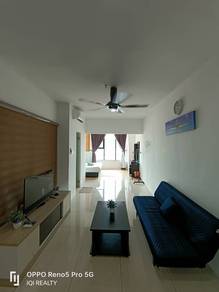 Condominium For Rent in Manhattan Suites @ ITCC