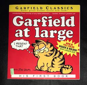 GARFIELD AT LARGE BOOK Comic