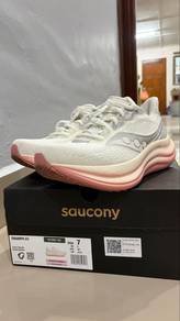 Saucony Triumph 23