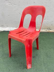 YC16A   Kerusi Plastik Plastic Chair Red PIPEE