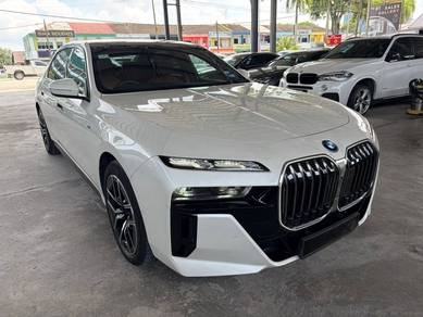 BMW 750i 50e xDRIVE PURE EXCELLENCE in Johor Bahru, JHR