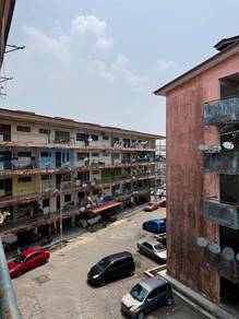 Flat For Sale in Taman Harmoni II