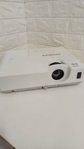 Hitachi CP-EX251N projector 2,700 Lumens 