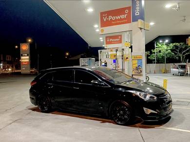 Hyundai i40 GDI TOURER SPORT in Alma, PNG
