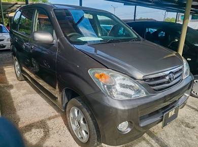2005 Toyota Avanza E