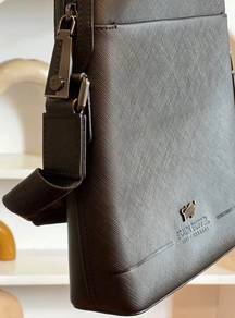 Braun Buffel Craig Postman