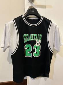 sport shirt