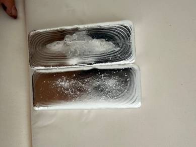 Two 999 silver bars No Premium