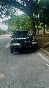 BMW 318i 18i (CBU) in Pandamaran, SGR