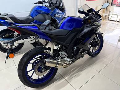 Yamaha R15