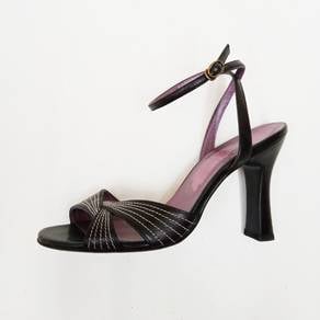 YSL Yves Saint Laurent 2 Tones kitten heels with f