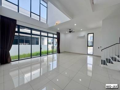 Semi-Detached House For Rent in Setia Alam,SGR