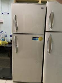 LG Pintu 2 doors fridge Peti Sejuk Ais Ice