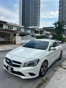 Mercedes Benz CLA180 180 (CBU) in Puchong, SGR
