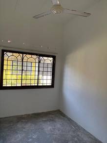 1-storey Terraced House For Rent in Batu Berendam,MLK