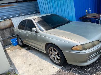 Proton Perdana V6 in Port Klang, SGR