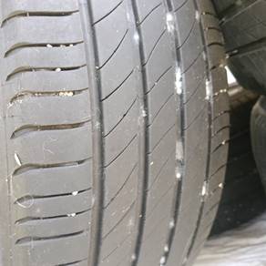 Michelin Tayar Original 215 55 17