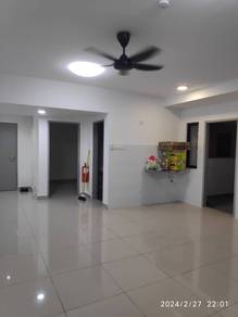 Service Residence For Rent in Avia Plus, Bandar Country Homes