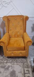 sofa wing chair besar