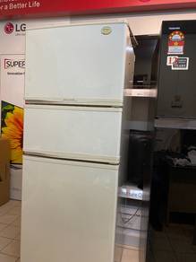 LG 400L 3 door Refrigerator 5Ju1n2 - terpakai