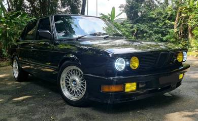 BMW 520i 20i in Petaling Jaya, SGR