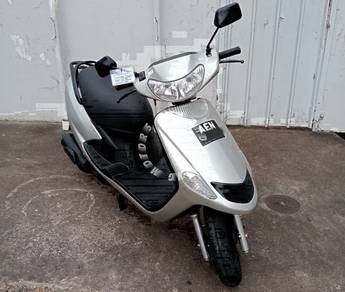 Suzuki VR125
