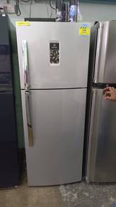 Electrolux Sejuk fridge Peti Ais Refrigerator