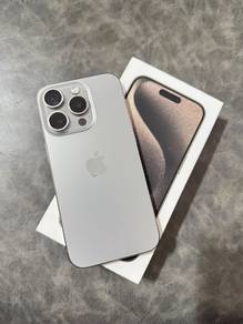 Iphone 15 pro (like new)