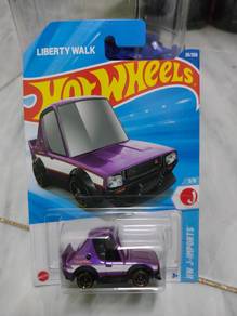 Hotwheels Purple Nissan Skyline 2000GT-R LBWK