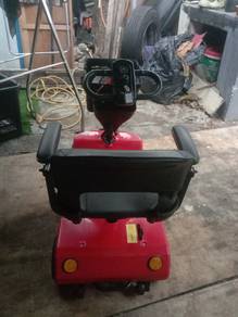 motor skuter elektrik ,cantik