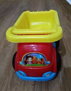 Toy car (Used)