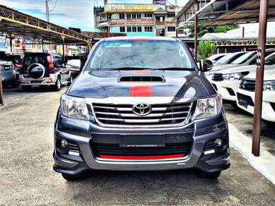2015 Toyota Hilux G TRD SPORTIVO